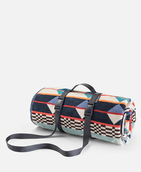 Pendleton - Southern Highlands Towel For Two