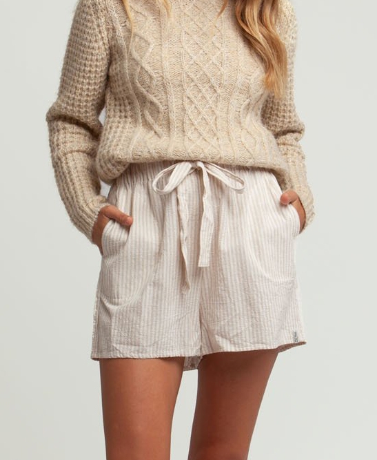 Rhythm - Rococo Short