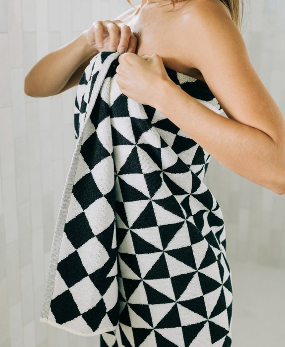 Slow Tide - Gatsby Bath Towel